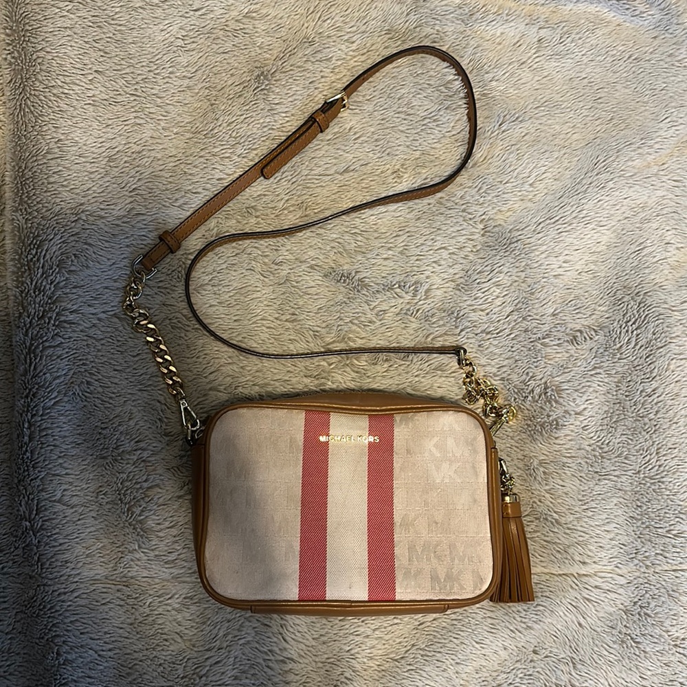MICHAEL KORS. Authentic!!! cross body handbag